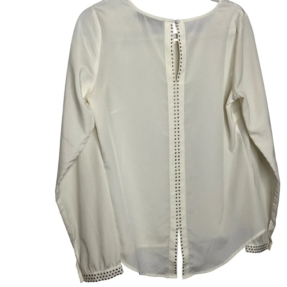 The Limited Studded Split Back Ivory Blouse Size Medium‎ Long Sleeve Cream Top
